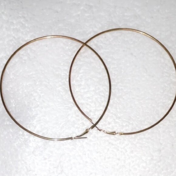New 100mm Gold Hoop Hearings Never Worn - Picture 1 of 7